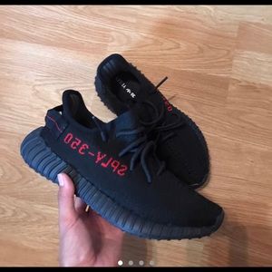 Yeezy 350 V2 Bred Size 8!